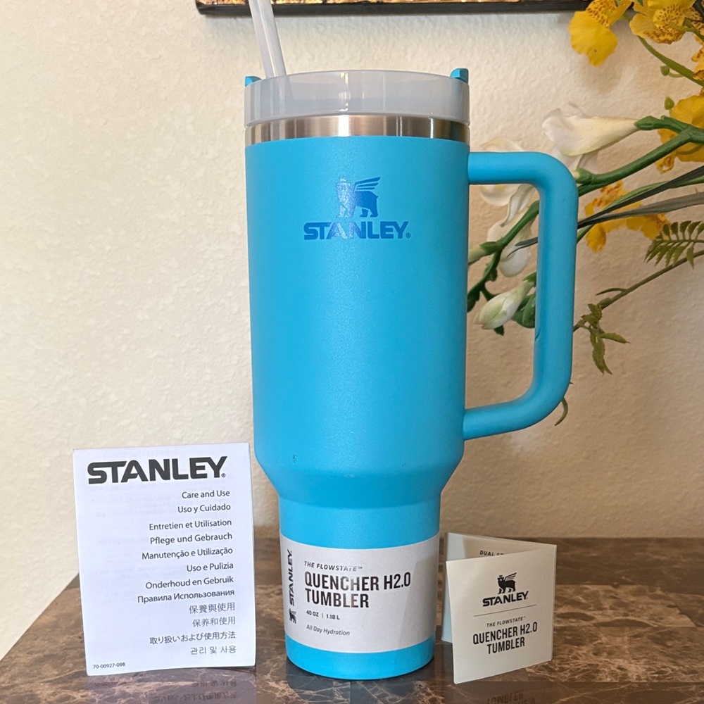 Stanley Aqua Quencher H2.0 Tumbler